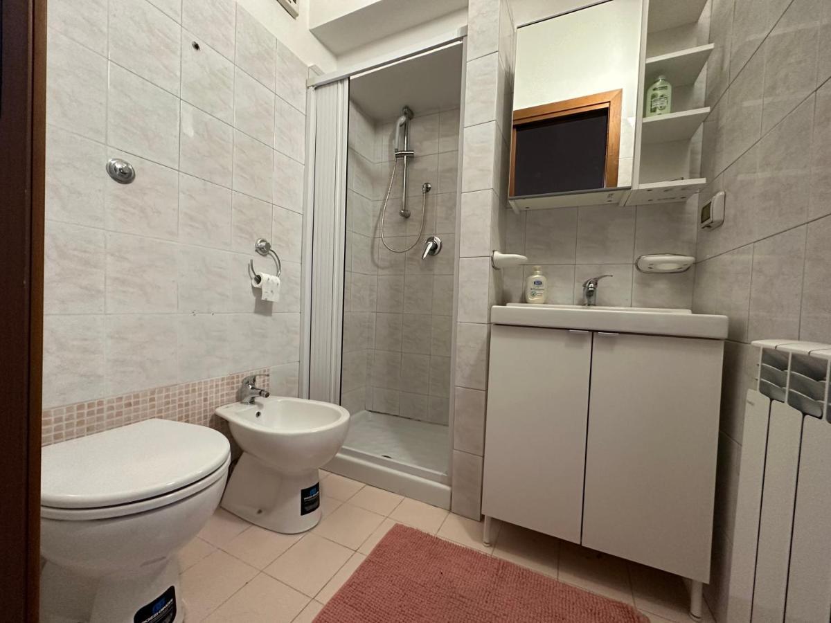 Casa Susanna - Delizioso Piano Terra, Centralissimo, Superservito, Tranquillo, Appena Fuori Ztl Parcheggio Libero Terni Eksteriør billede